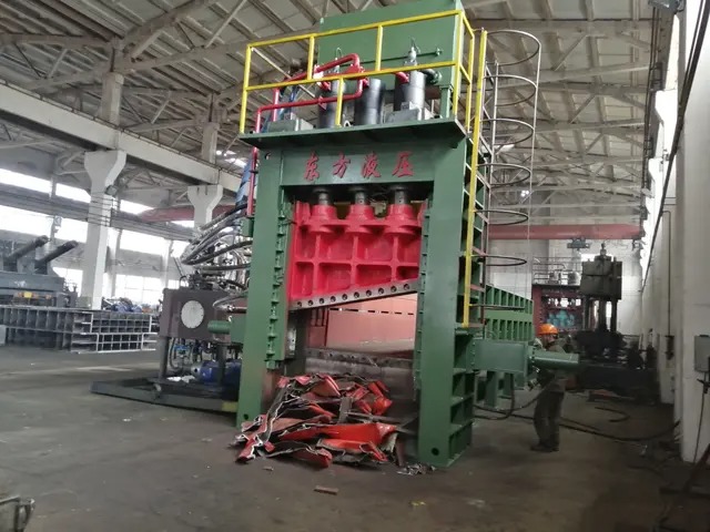 metal shearing machine
