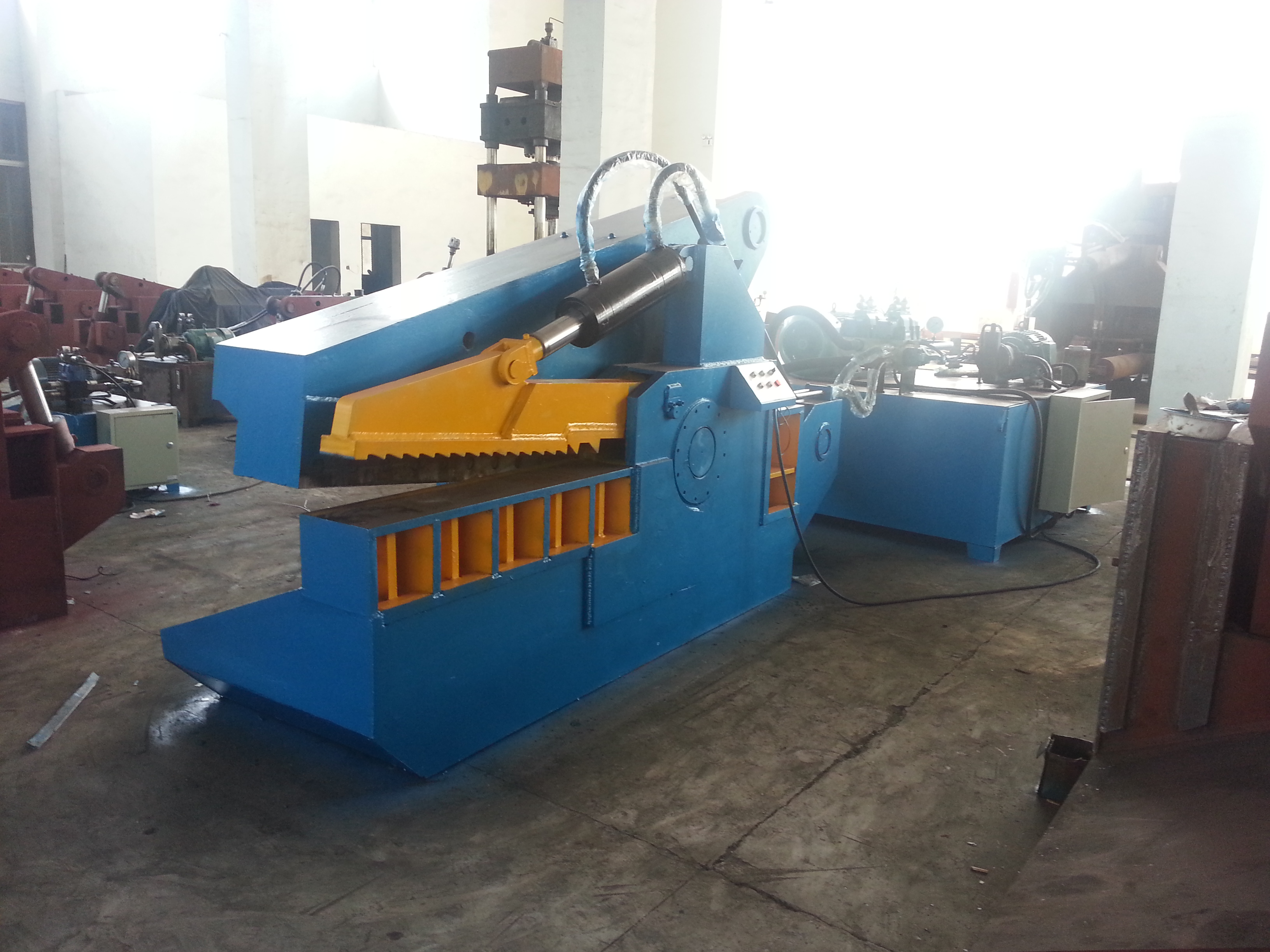 Q43 Series Alligator Shear Low Energy Consumption Widely Used in Scrap Metal Recycling And Processing Industry